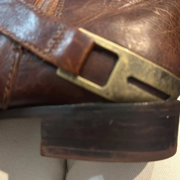 UGG Channing II women's Western Style Riding boots. Size 9 - Picture 7 of 11